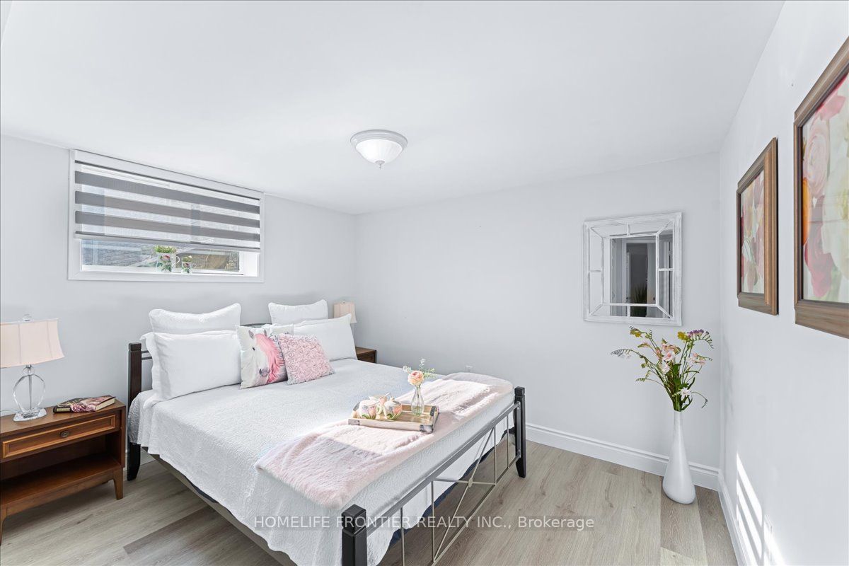 6 Lakeview Park Road