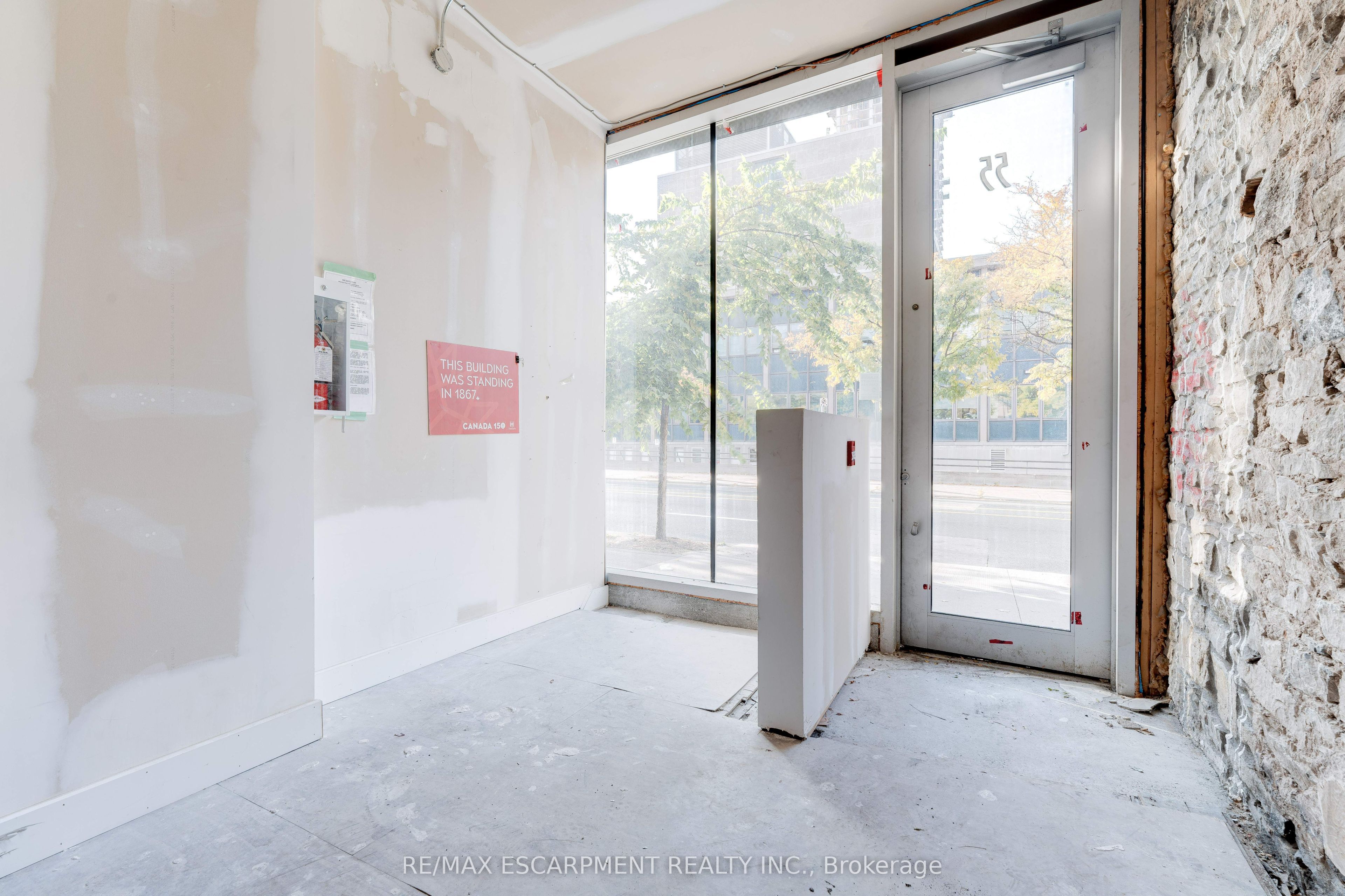 55 John Street S