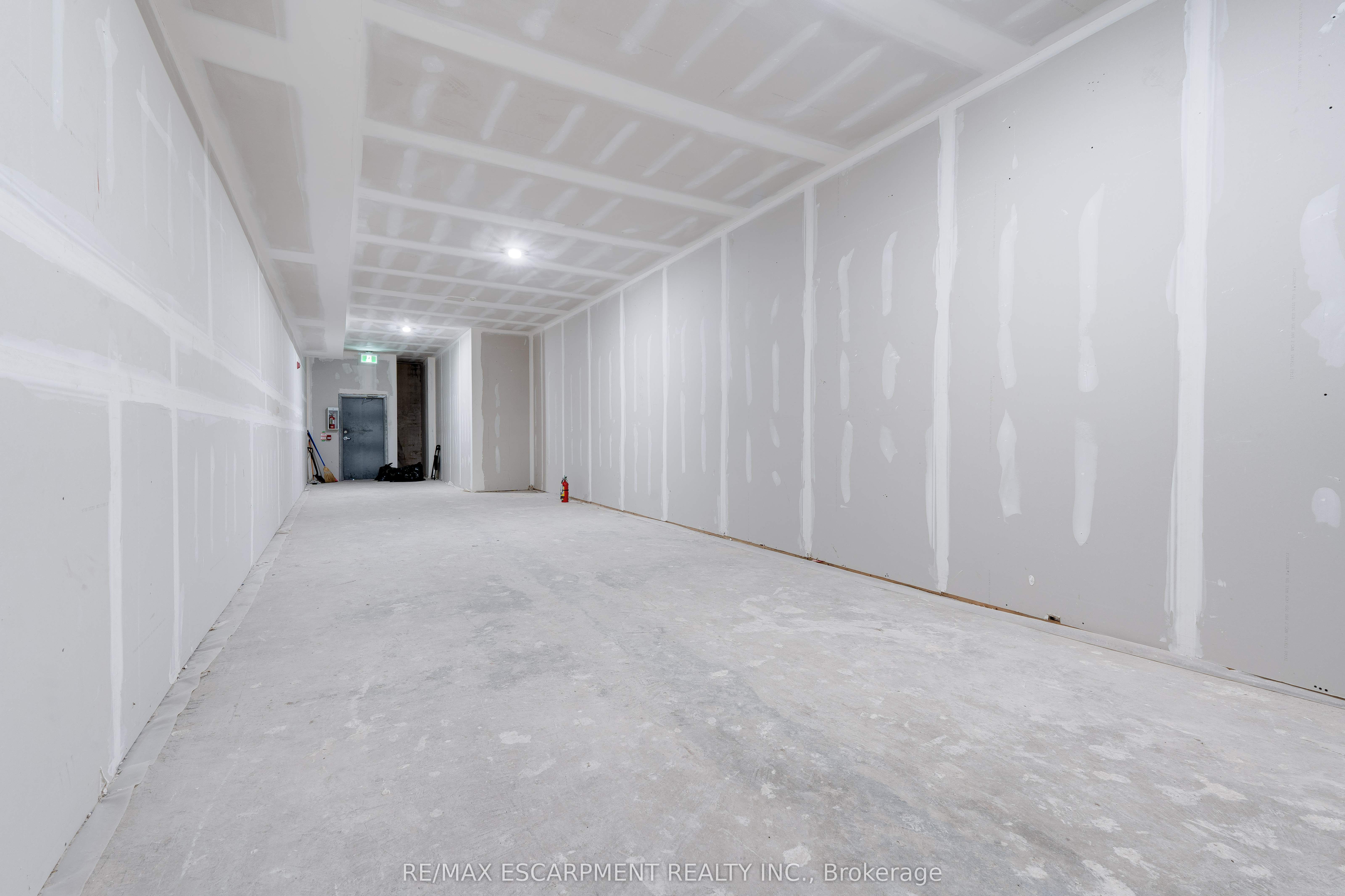 55 John Street S