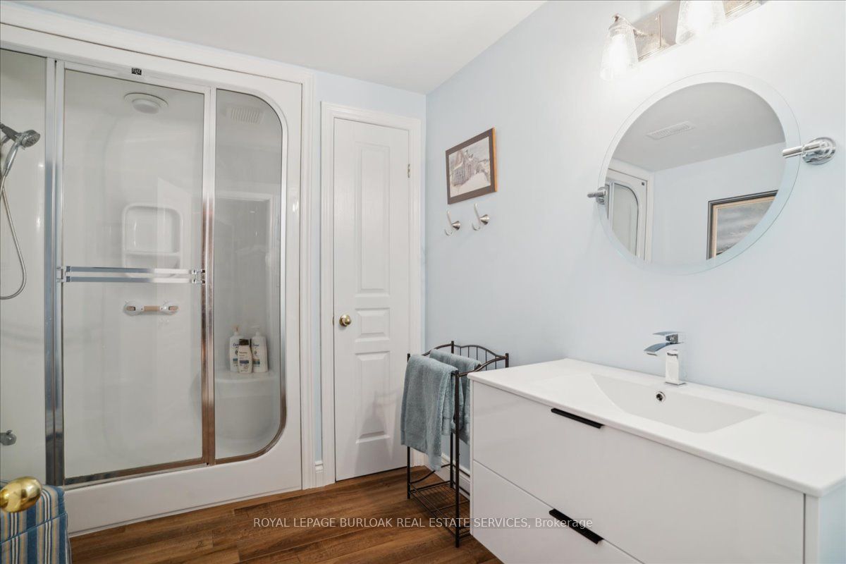 515 North Service Road, #27