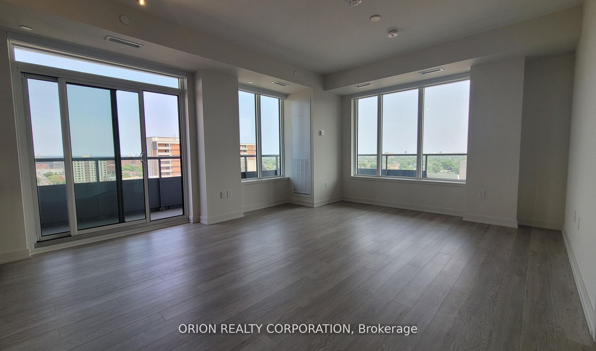 212 King William Street #1203