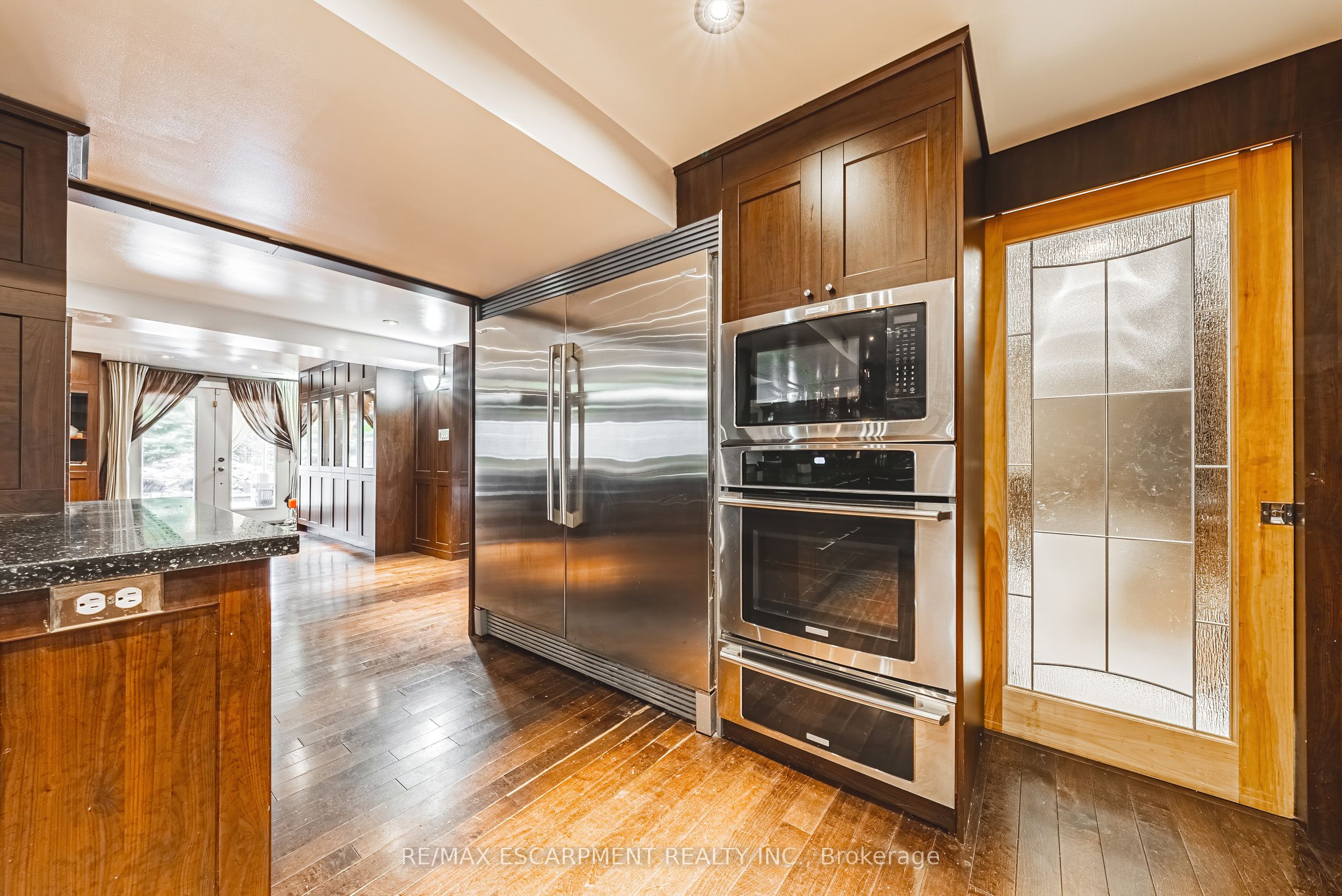 6 Laing Court