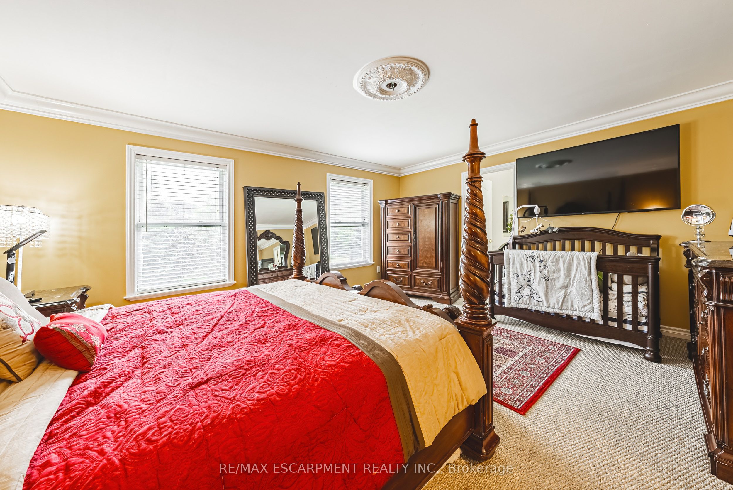 6 Laing Court