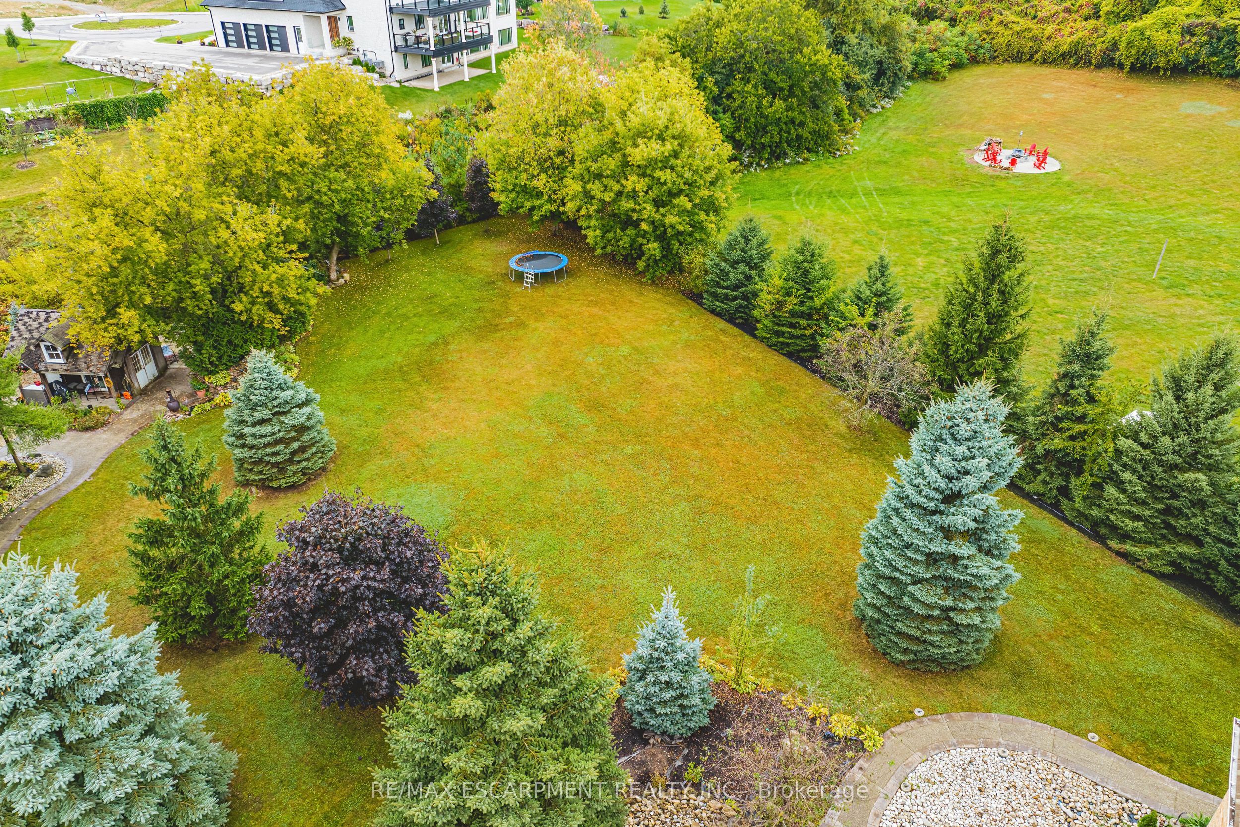 6 Laing Court