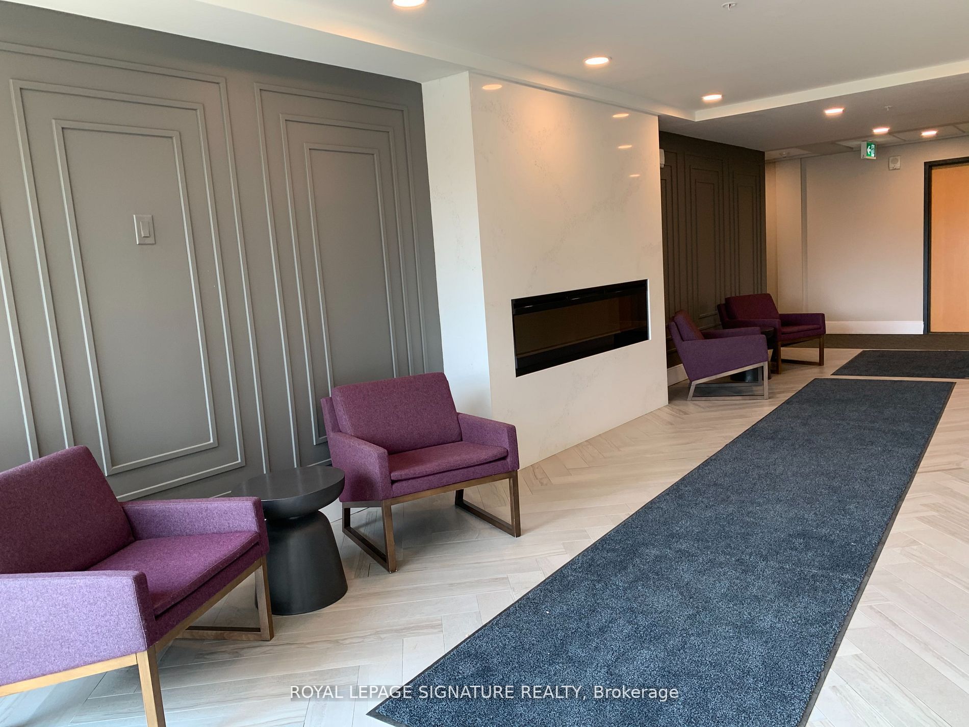 15 Prince Albert Boulevard #307