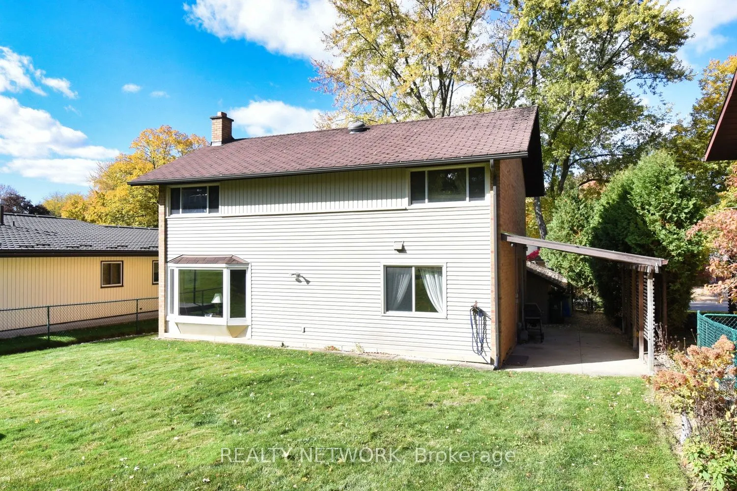 18 Pleasant Avenue