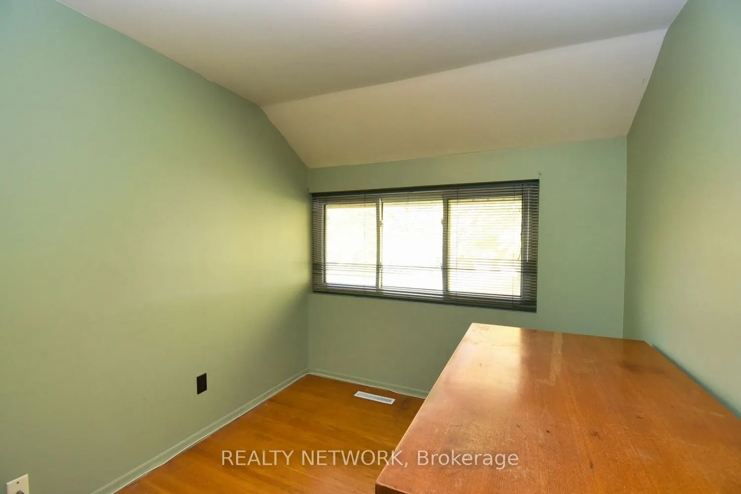 18 Pleasant Avenue