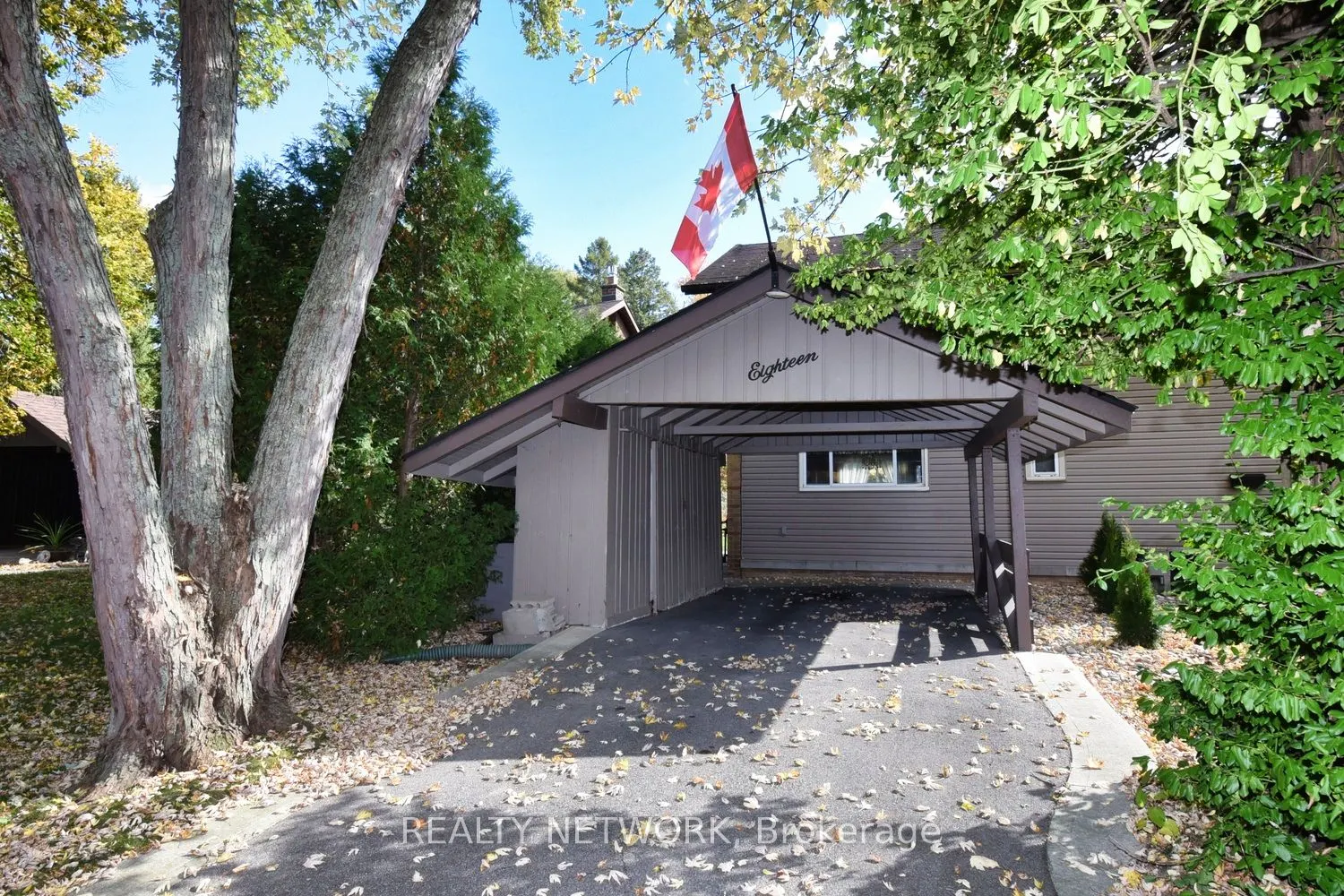 18 Pleasant Avenue