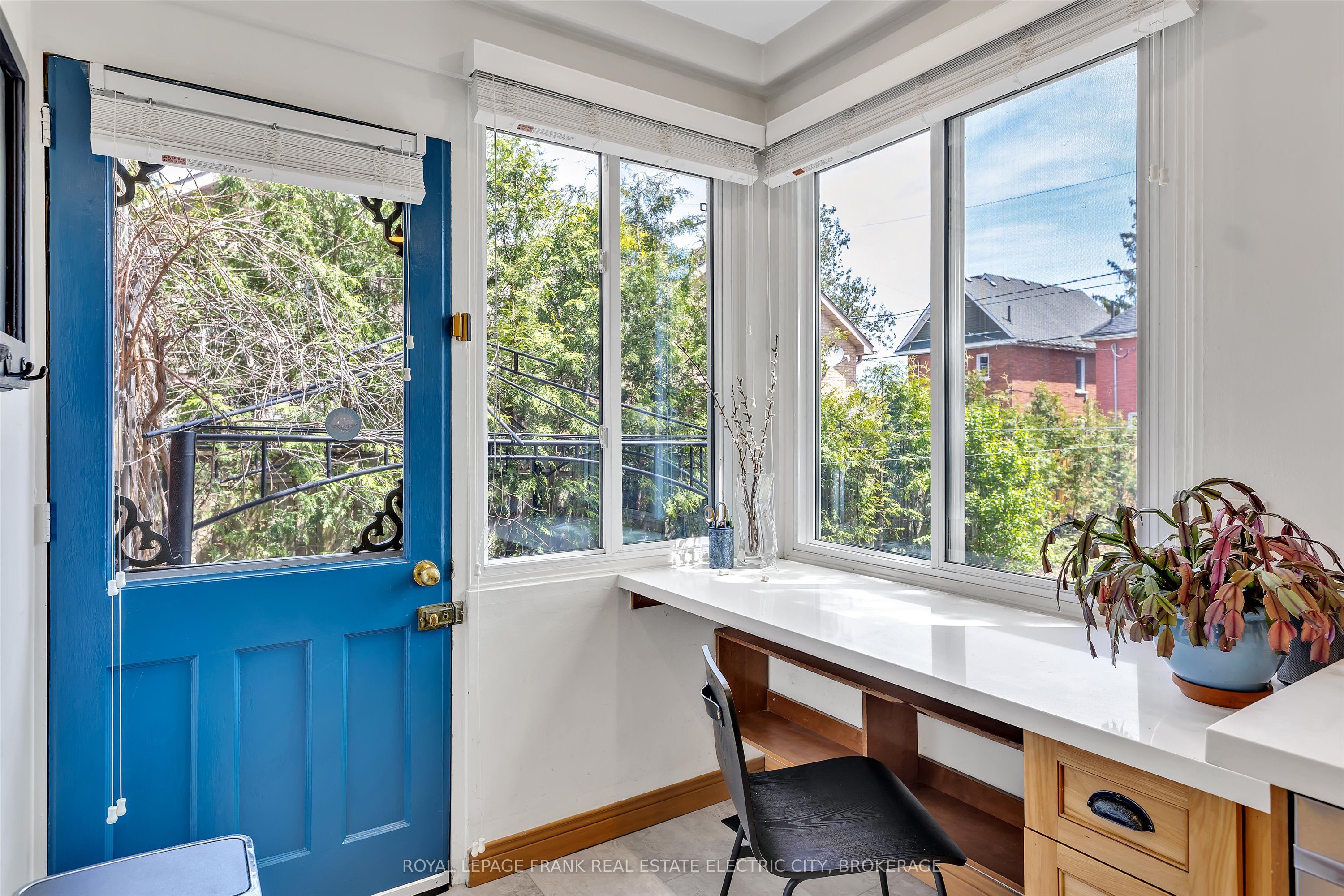 509 Gilmour Street