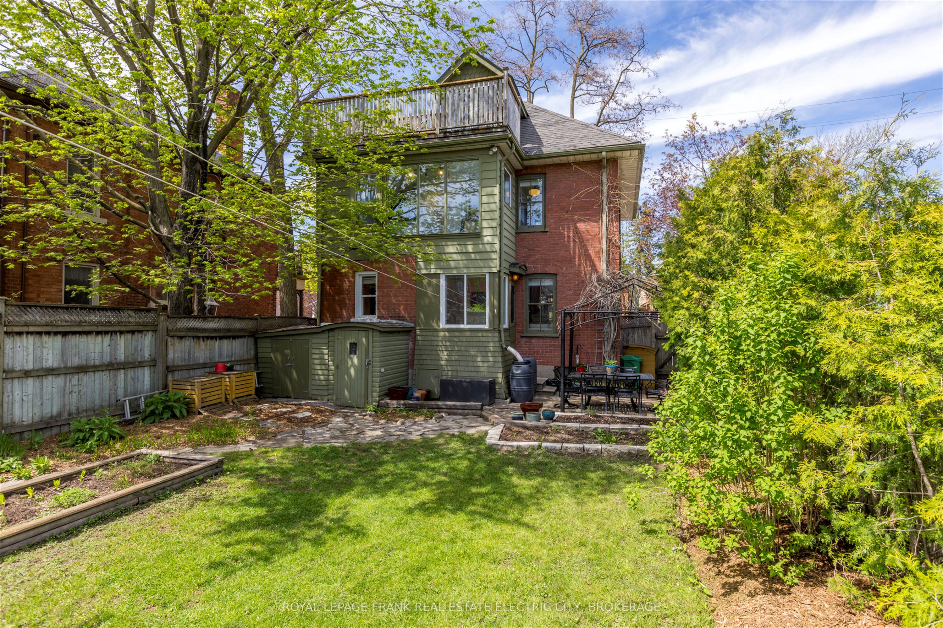 509 Gilmour Street