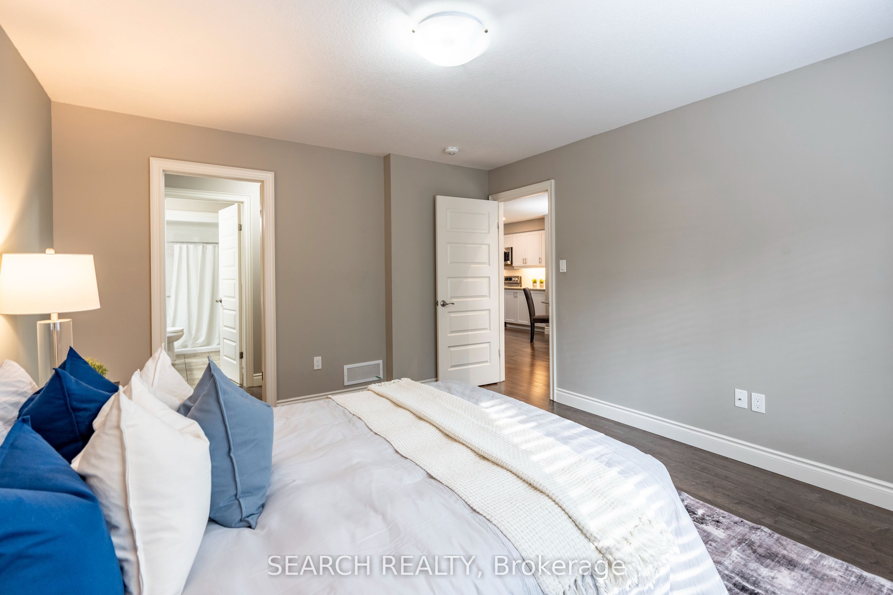 35 Chatfield Street #10