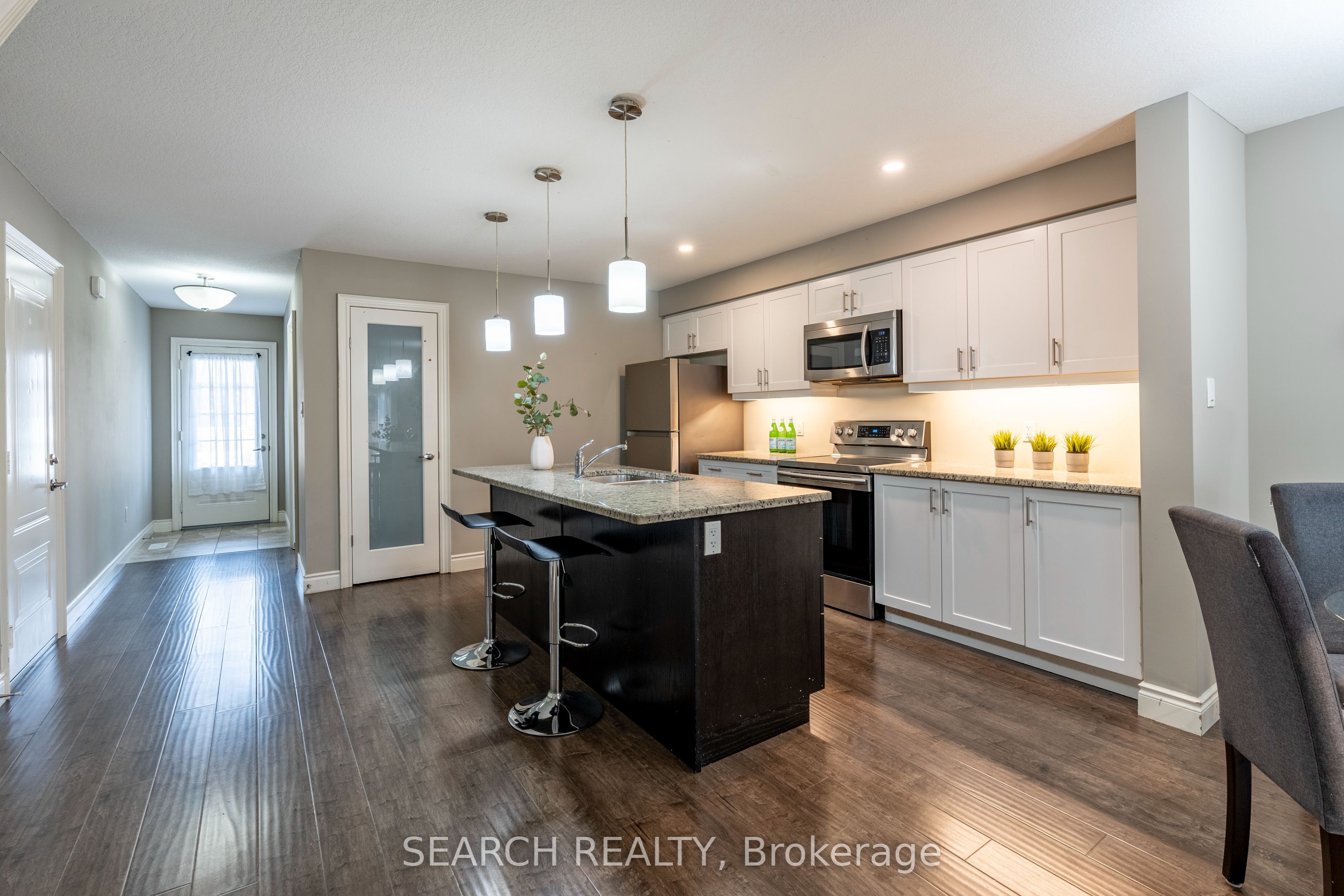 35 Chatfield Street #10