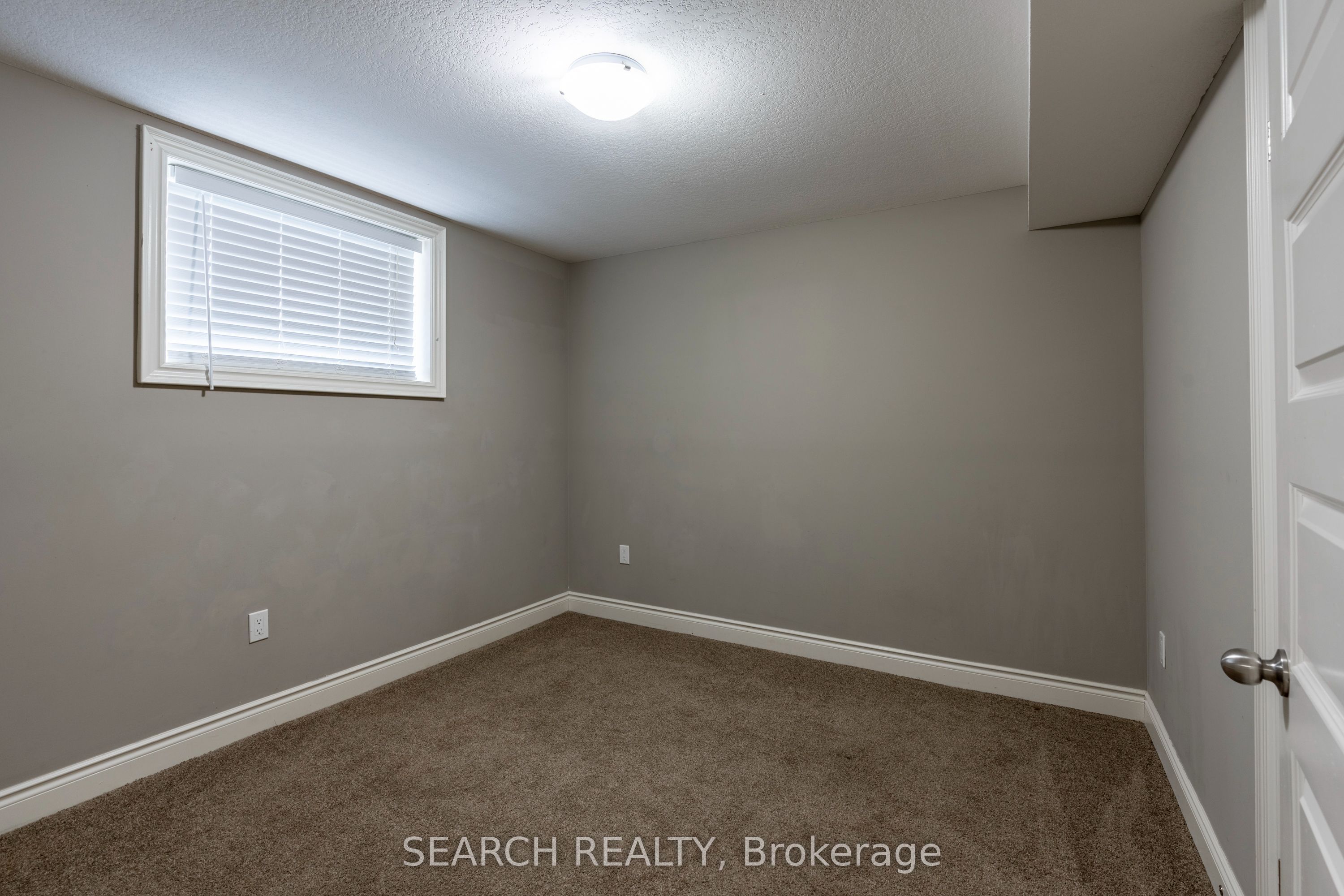 35 Chatfield Street #10