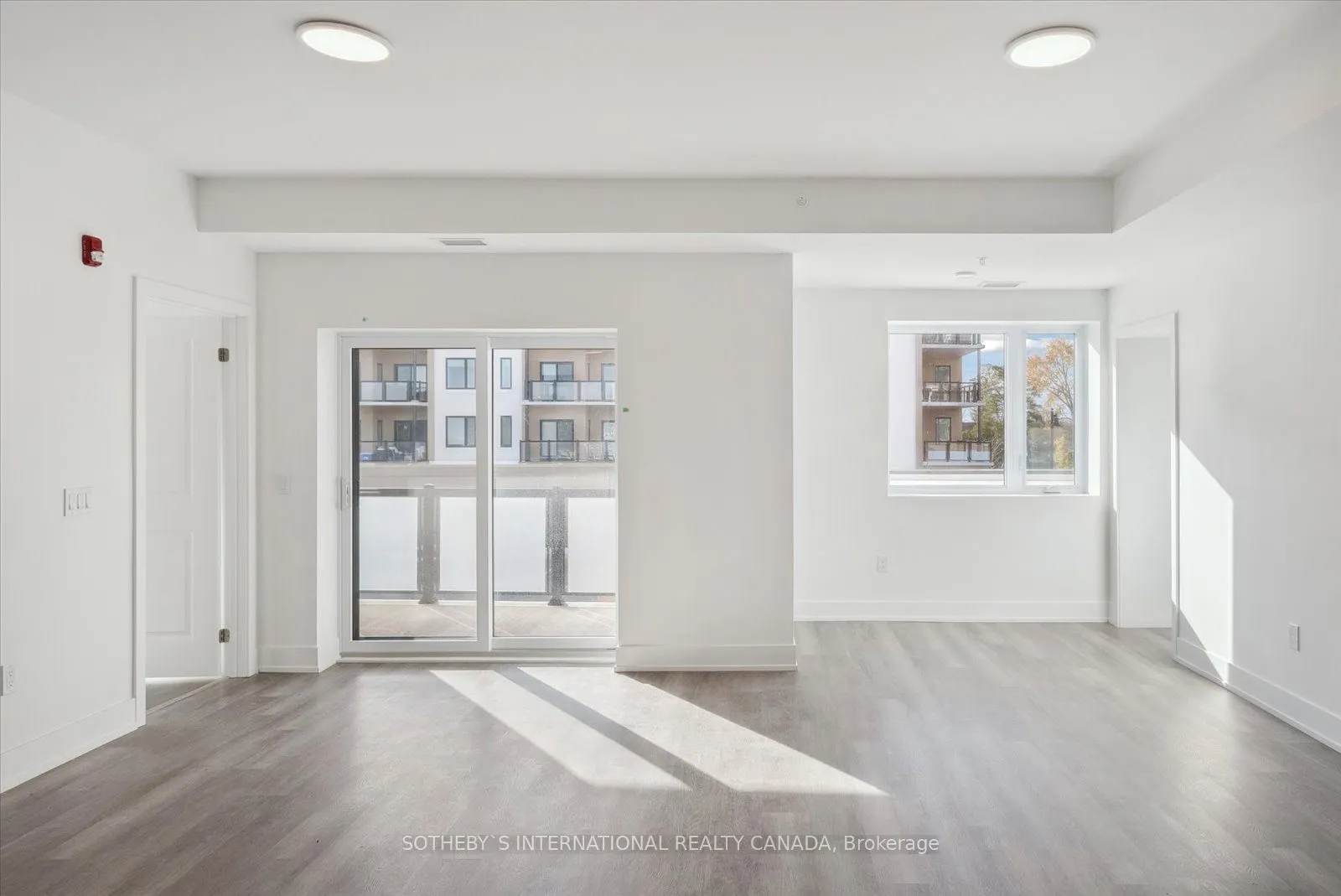 19B West Street N #201