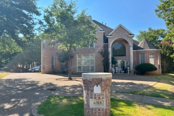 6315 Millwood Court, Arlington