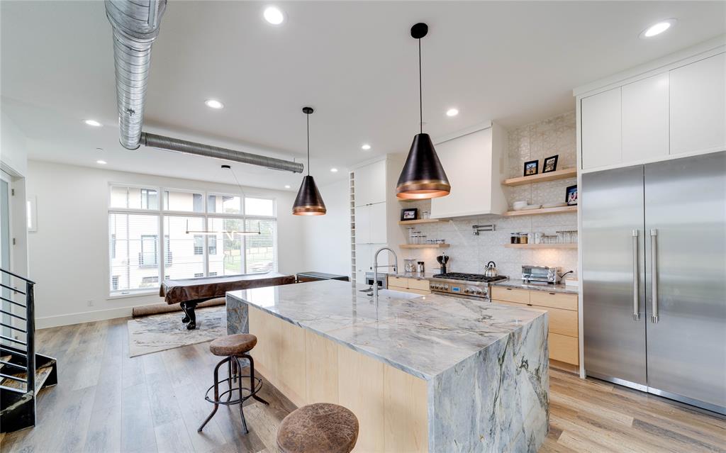 Listing 14549780 - Large Photo # 1