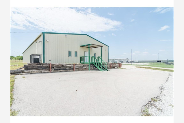 5251 Pyramid Boulevard, Fort Worth