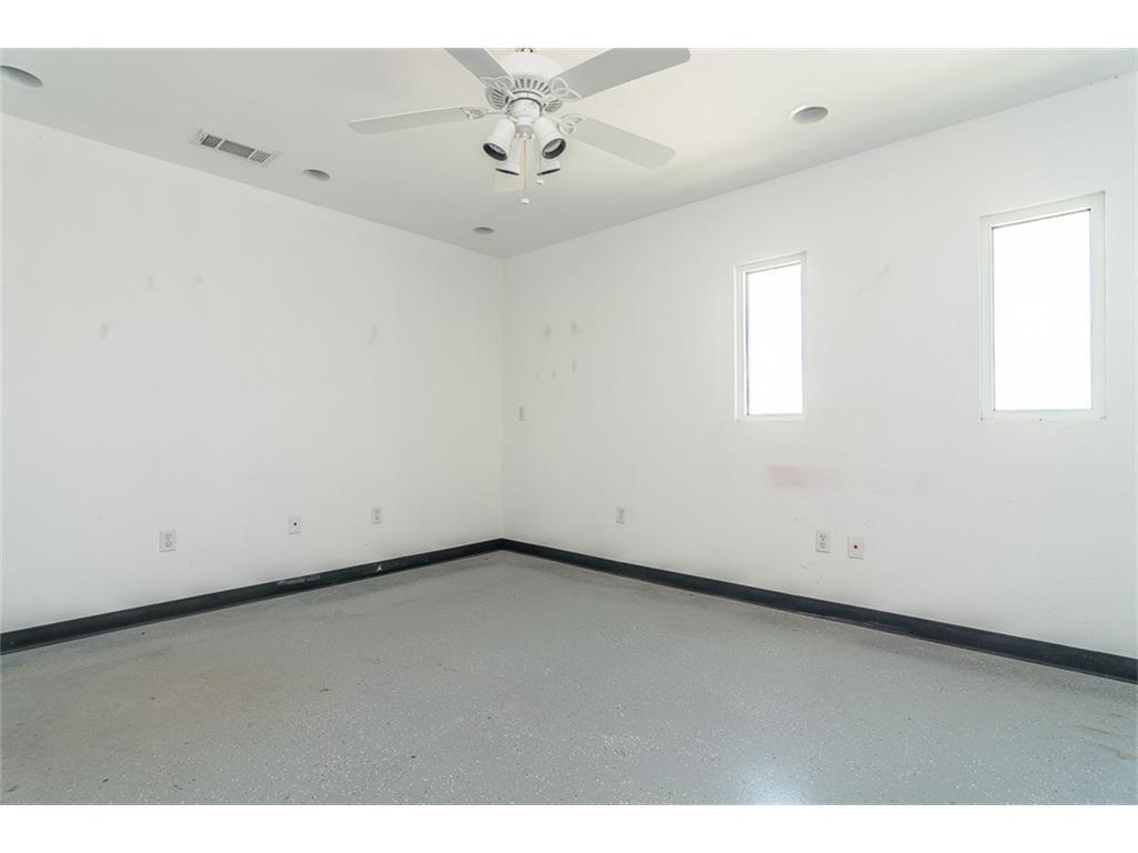 Listing 14583887 - Large Photo # 27