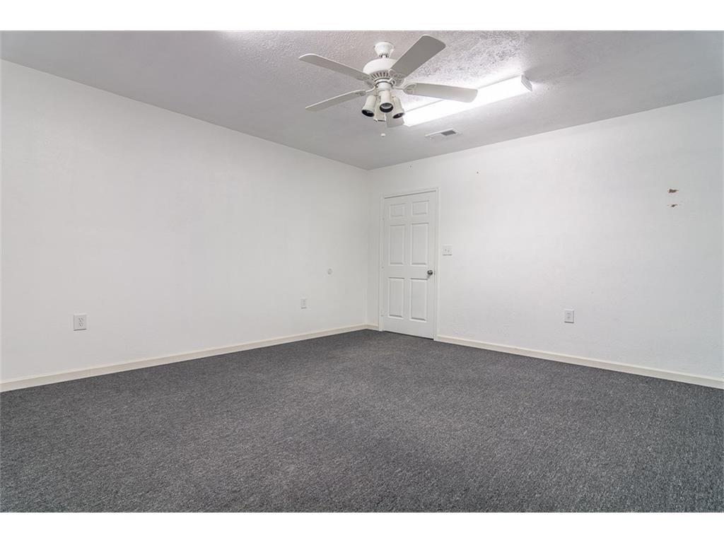 Listing 14583887 - Large Photo # 23