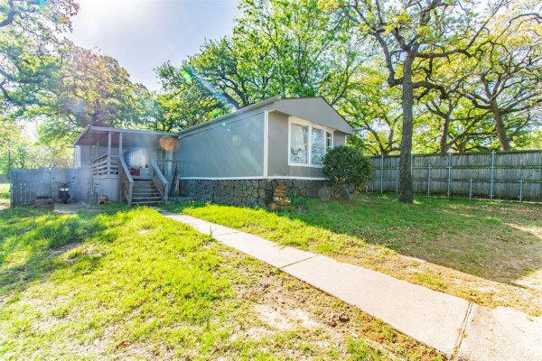 1207 Woodsey Court, Southlake