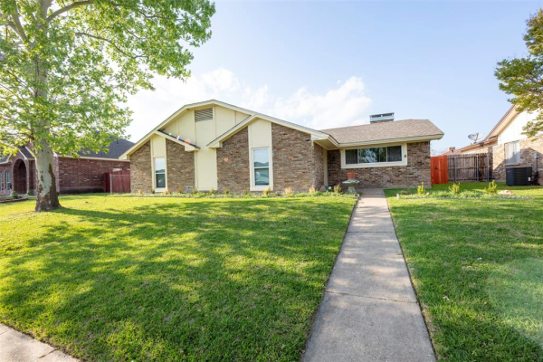 7109 Lakeshore Drive, Rowlett