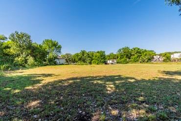 Listing 20069891 - Large Photo # 8