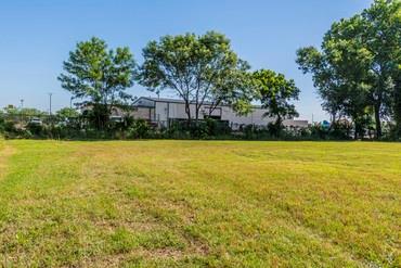 Listing 20069891 - Large Photo # 6