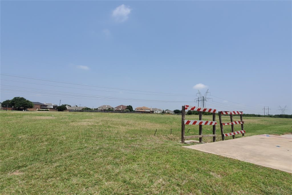 5539 Lake Ridge Pkwy, Grand Prairie
