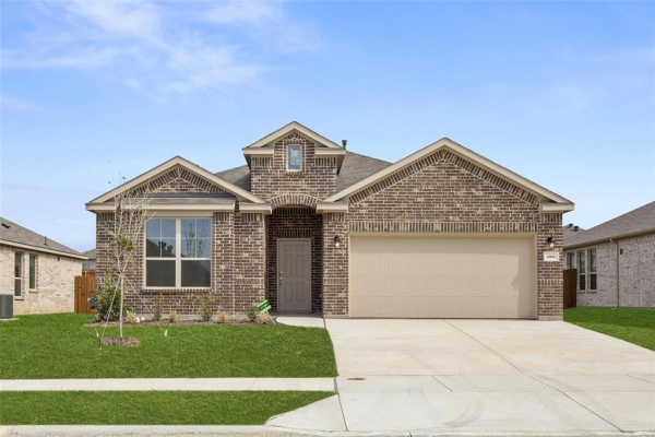 10808 Pinyon Court, Fort Worth