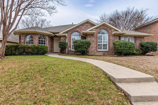 822 Weeping Willow Court, Allen