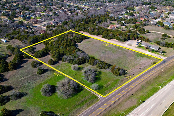 1223 S J Elmer Weaver Freeway, Cedar Hill