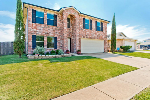 1002 Carthage Way, Arlington