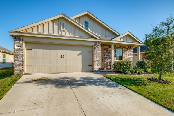 340 Falling Star Drive, Fort Worth