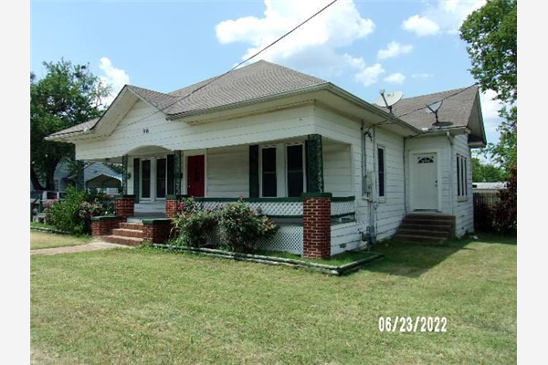 916 W Main Street, Honey Grove