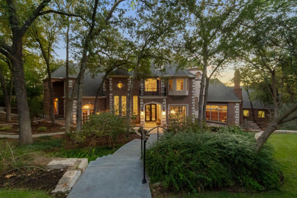 4504 Winewood Court, Colleyville