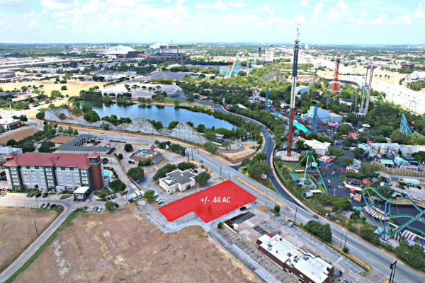 912 Six Flags Drive, Arlington