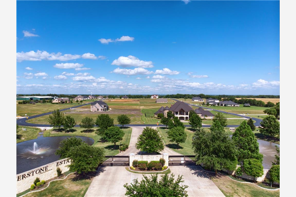 6933 Whispering Oaks, McKinney