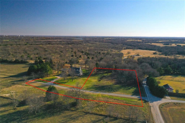 2524 Mountain Climb Road, Sherman