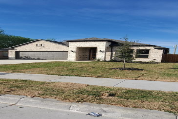 2206 El Paso Street, Grand Prairie