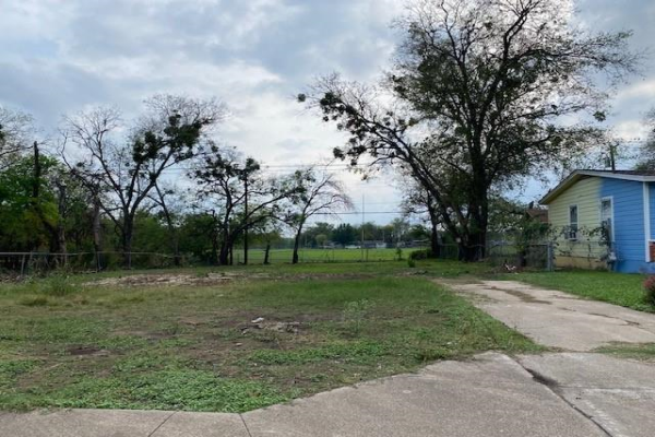 2004 NE 36th Street, Fort Worth