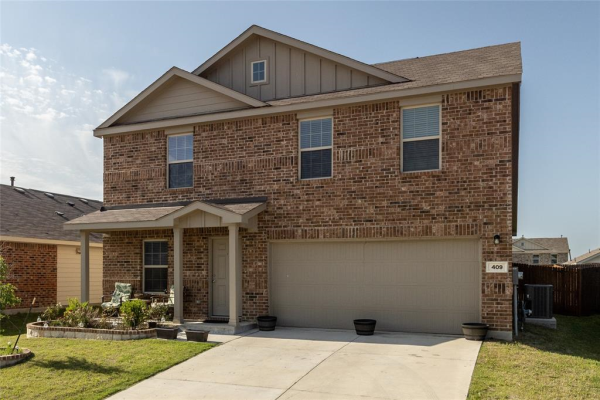 409 Falling Star Drive, Fort Worth