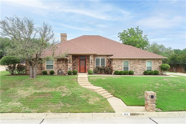 3816 Ben Creek Court, Fort Worth