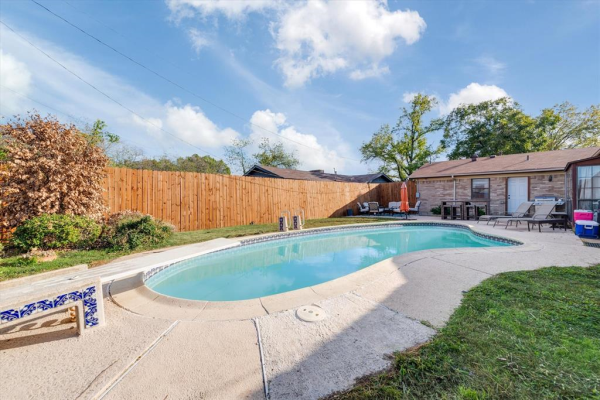 2617 Laramie Street, Irving