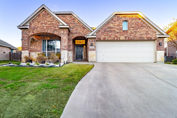 4304 Mountain Crest Drive, Fort Worth
