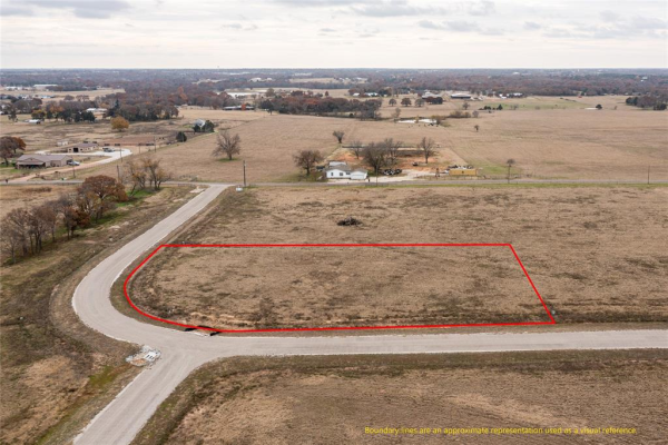 2112 Sundance Road, Whitesboro