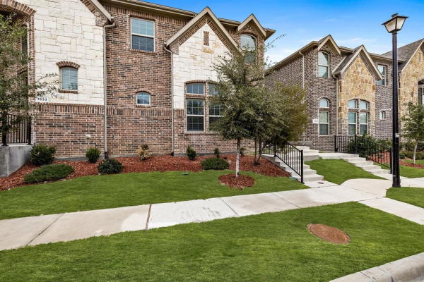 1537 Joy Drive, Carrollton