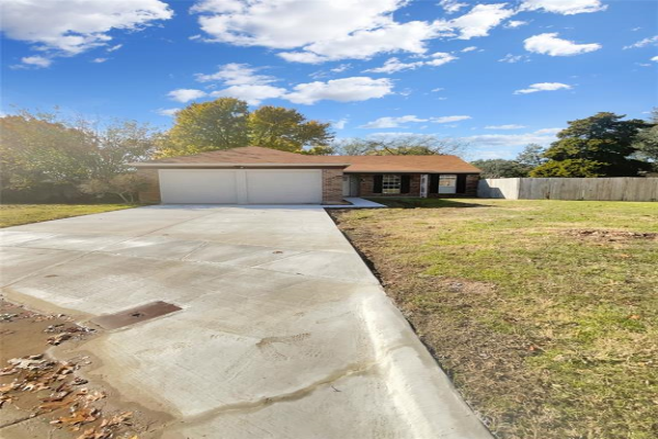 7009 Parkland Court, Fort Worth