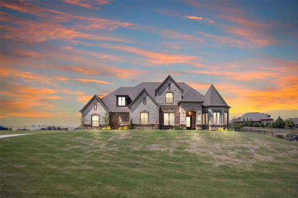 12329 Bella Rosa Court, Fort Worth