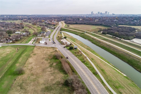 4570 White Settlement Road, Fort Worth