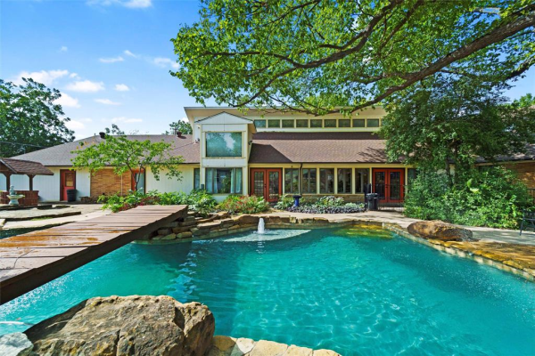 821 Danish Drive, Grand Prairie